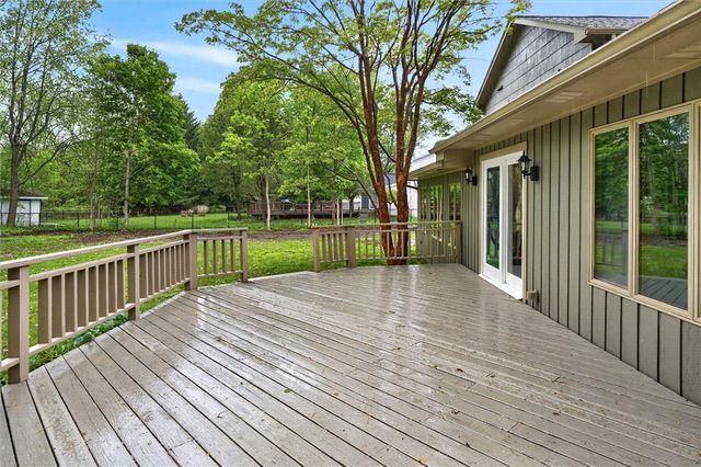 805 Coventry Dr, Webster, NY 14580