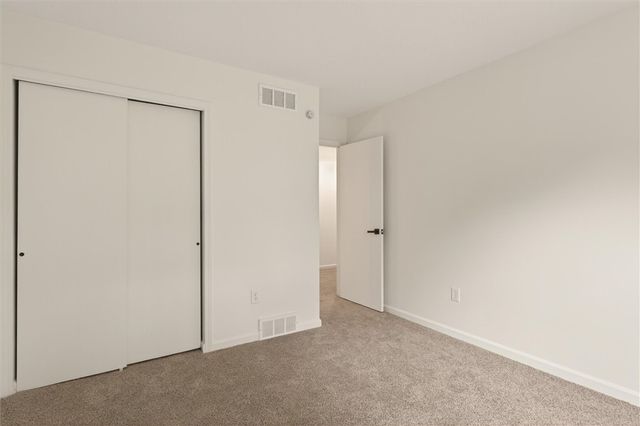 805 Coventry Dr, Webster, NY 14580