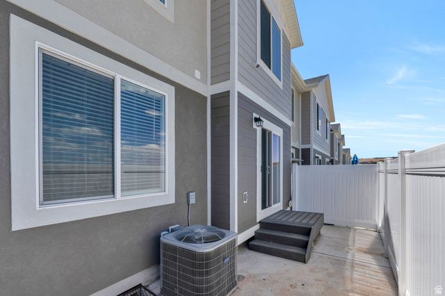 992 W BROADLEAF DR, Santaquin, UT 84655