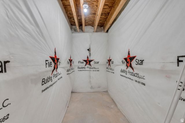 992 W BROADLEAF DR, Santaquin, UT 84655