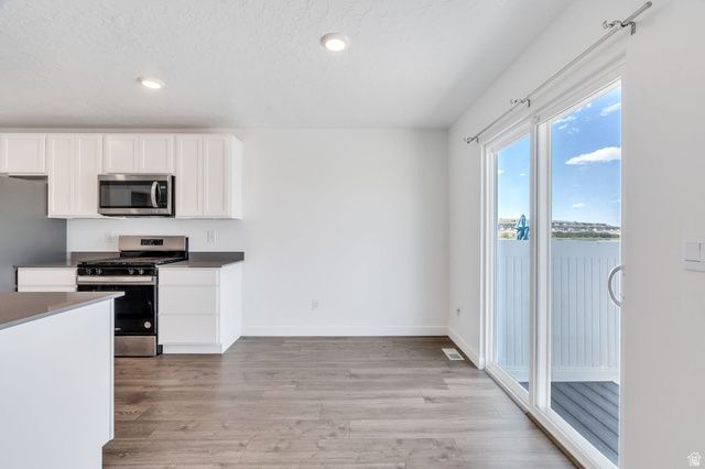 992 W BROADLEAF DR, Santaquin, UT 84655