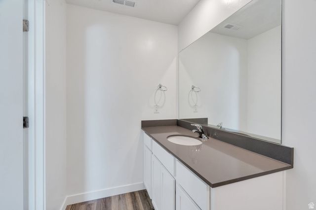 992 W BROADLEAF DR, Santaquin, UT 84655
