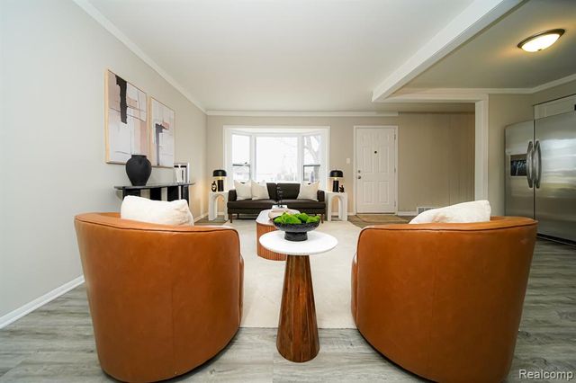 30644 Hayes Road, Roseville, MI 48066