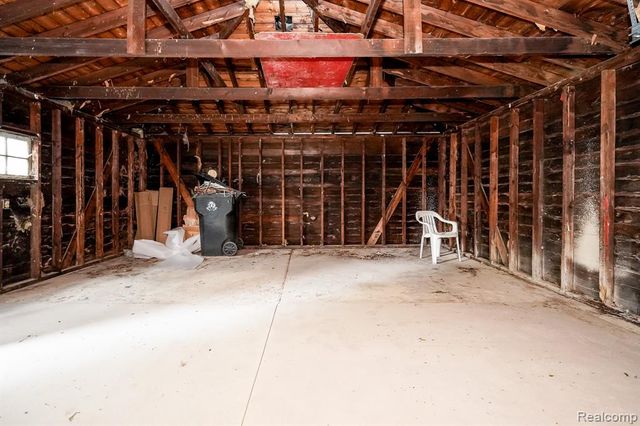 30644 Hayes Road, Roseville, MI 48066