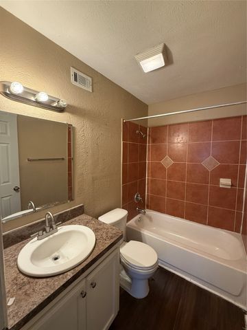 9511 Culberson Street, Dallas, TX 75227