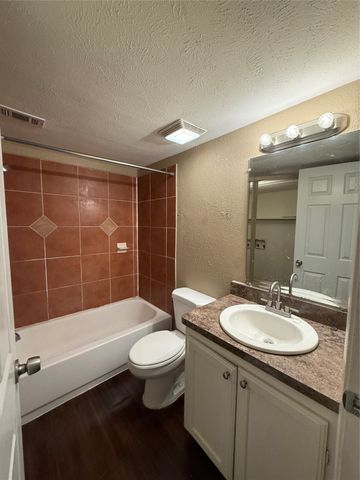 9511 Culberson Street, Dallas, TX 75227