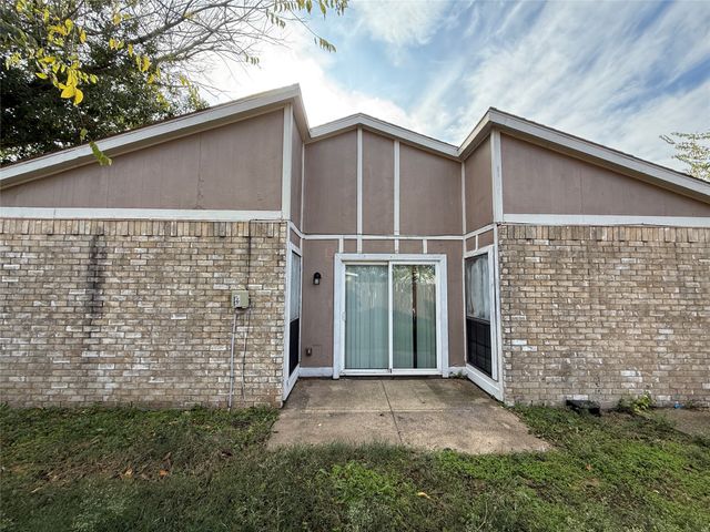 9511 Culberson Street, Dallas, TX 75227