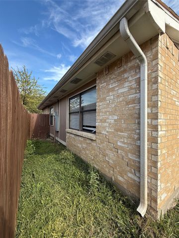9511 Culberson Street, Dallas, TX 75227