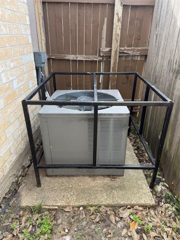 9511 Culberson Street, Dallas, TX 75227