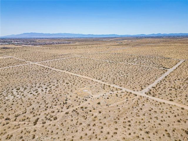 9500 Villa, Adelanto, CA 92301