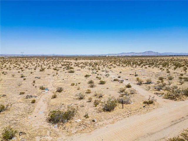 9500 Villa, Adelanto, CA 92301