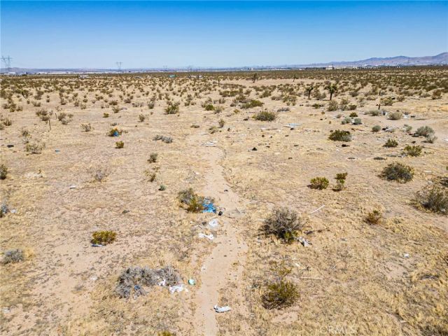 9500 Villa, Adelanto, CA 92301