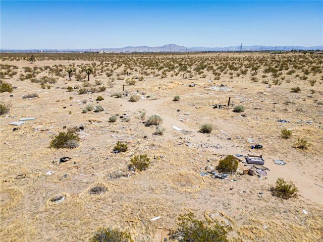 9500 Villa, Adelanto, CA 92301