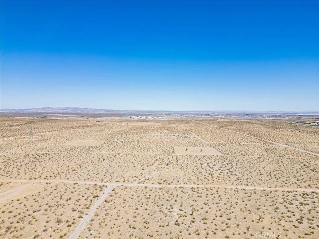 9500 Villa, Adelanto, CA 92301