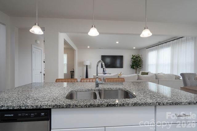 212 Brownstone Drive 81, Rock Hill, SC 29730