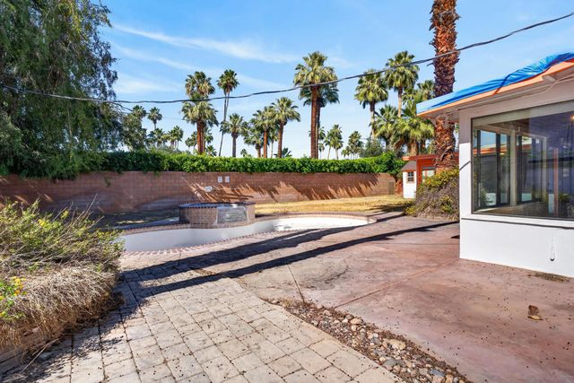 1450 E Mesquite Avenue, Palm Springs, CA 92264