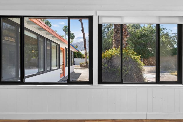 1450 E Mesquite Avenue, Palm Springs, CA 92264