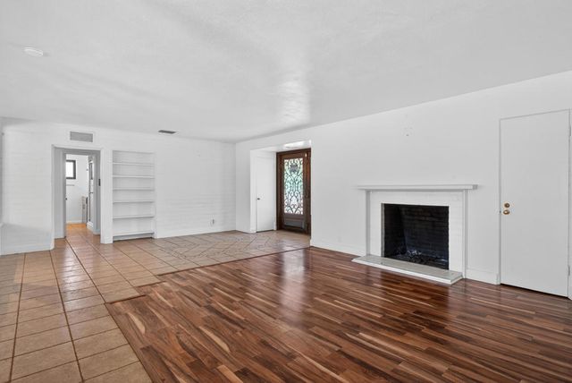 1450 E Mesquite Avenue, Palm Springs, CA 92264