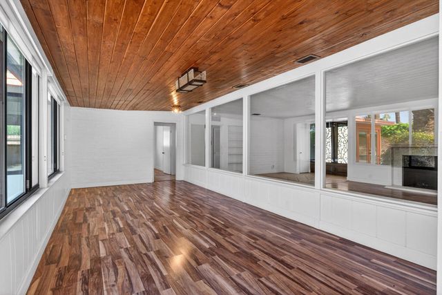 1450 E Mesquite Avenue, Palm Springs, CA 92264