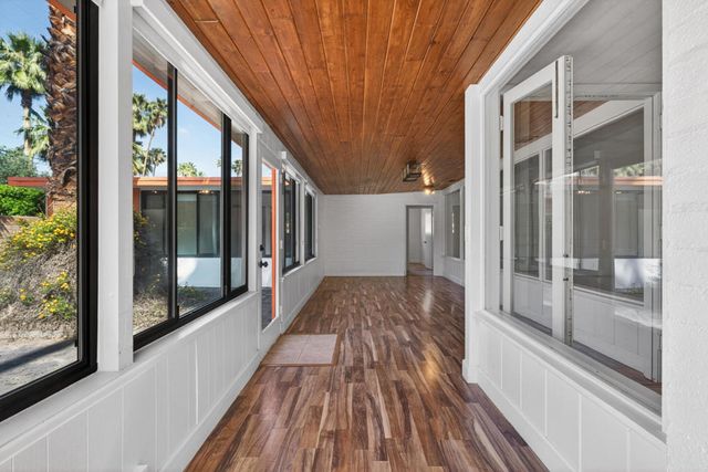 1450 E Mesquite Avenue, Palm Springs, CA 92264