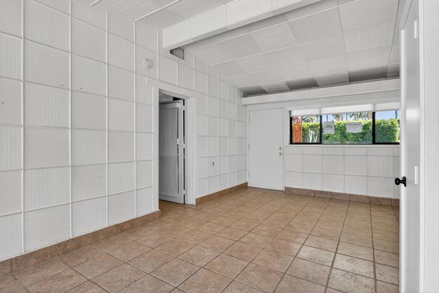 1450 E Mesquite Avenue, Palm Springs, CA 92264