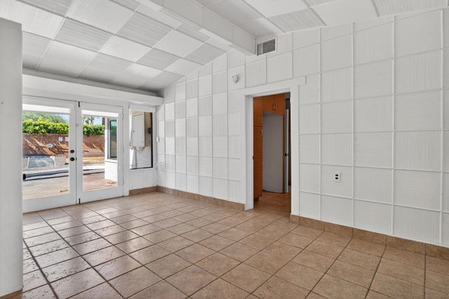 1450 E Mesquite Avenue, Palm Springs, CA 92264