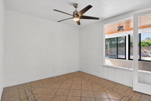 1450 E Mesquite Avenue, Palm Springs, CA 92264