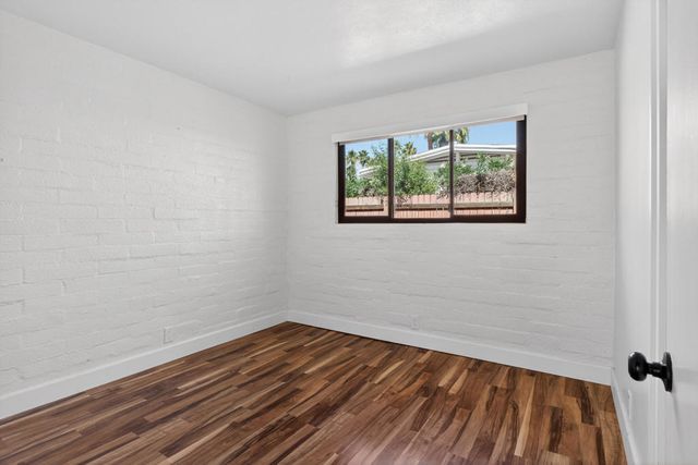 1450 E Mesquite Avenue, Palm Springs, CA 92264