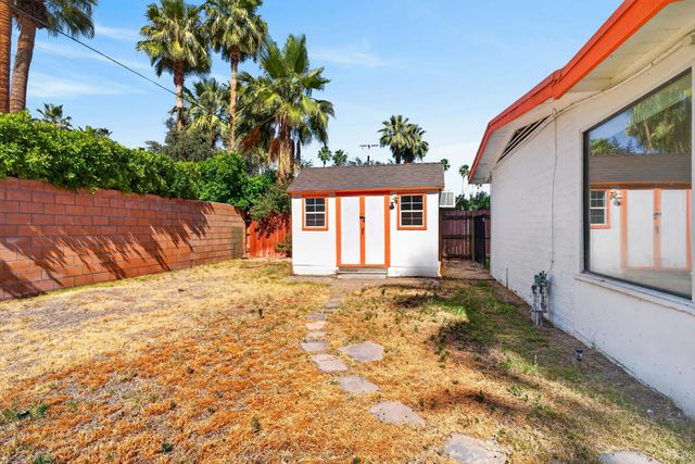 1450 E Mesquite Avenue, Palm Springs, CA 92264
