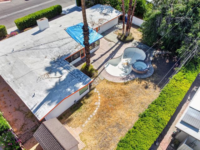 1450 E Mesquite Avenue, Palm Springs, CA 92264