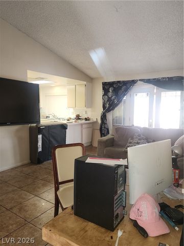 5166 West Desert Inn Road, Las Vegas, NV 89146