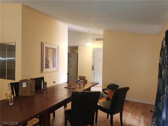 5166 West Desert Inn Road, Las Vegas, NV 89146