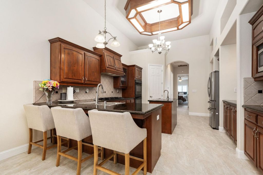 Image 23 of property listing at 321 N Preston Street, Visalia, CA 93291