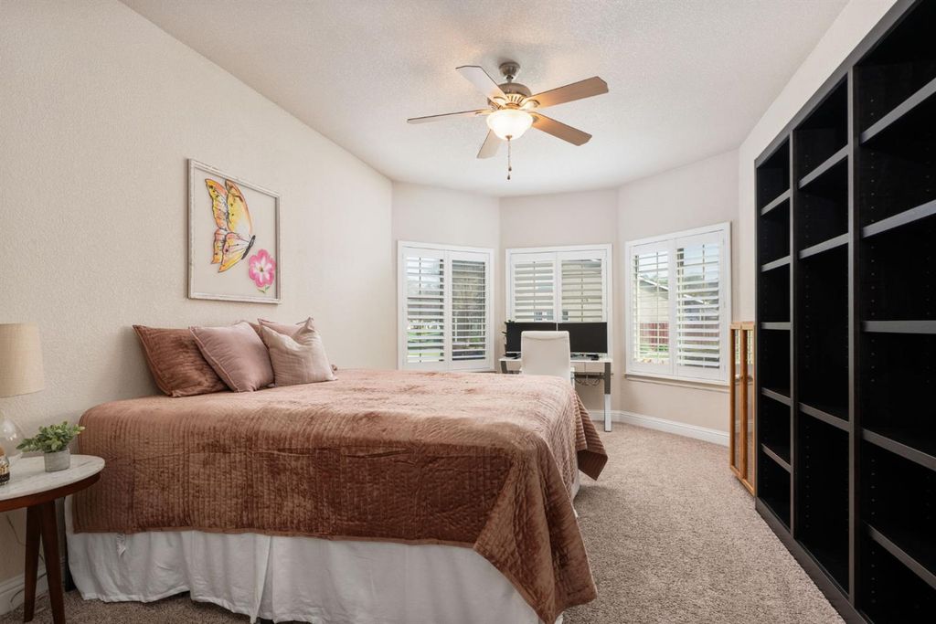 Image 26 of property listing at 321 N Preston Street, Visalia, CA 93291