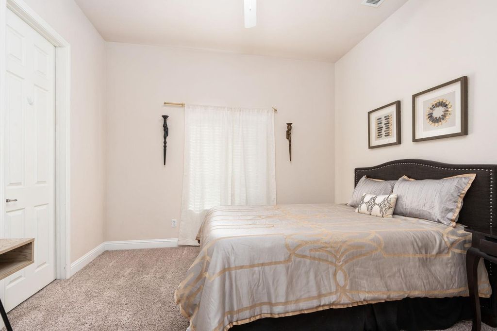 Image 29 of property listing at 321 N Preston Street, Visalia, CA 93291