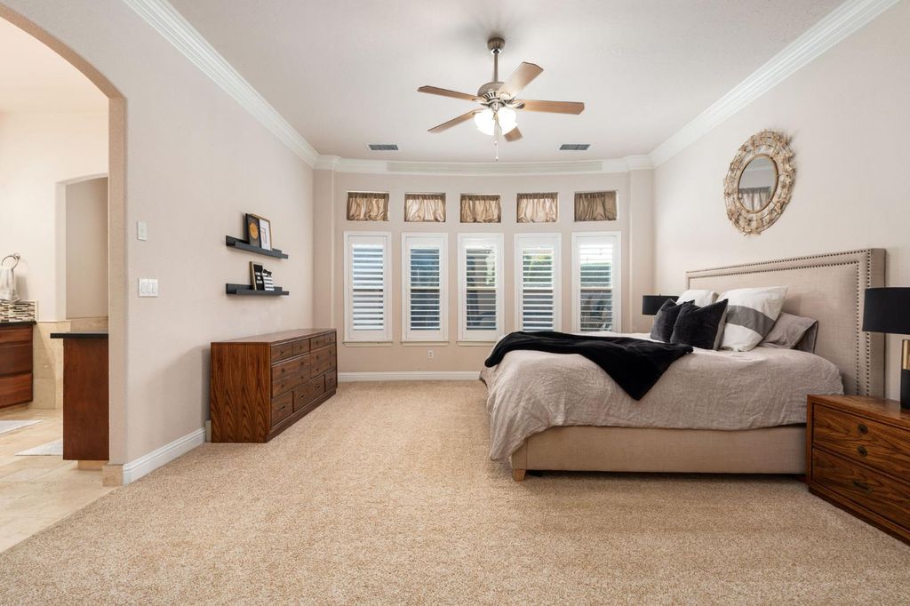 Image 32 of property listing at 321 N Preston Street, Visalia, CA 93291