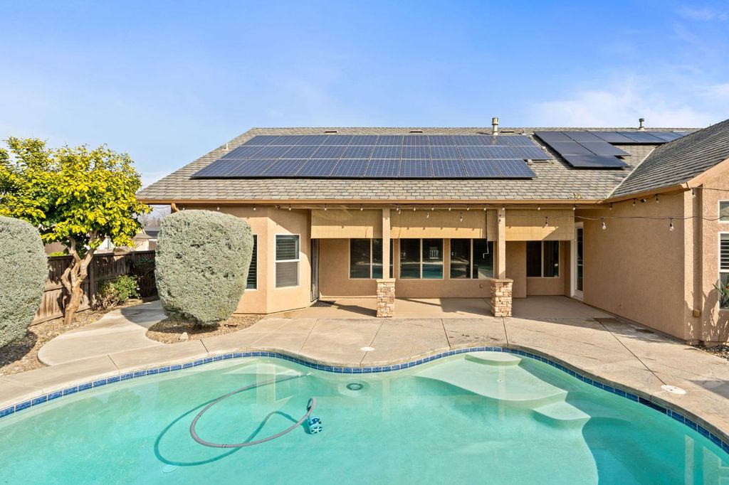 Image 40 of property listing at 321 N Preston Street, Visalia, CA 93291