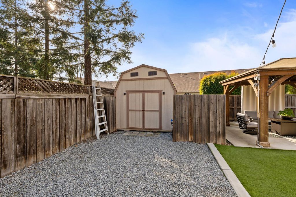 Image 49 of property listing at 321 N Preston Street, Visalia, CA 93291