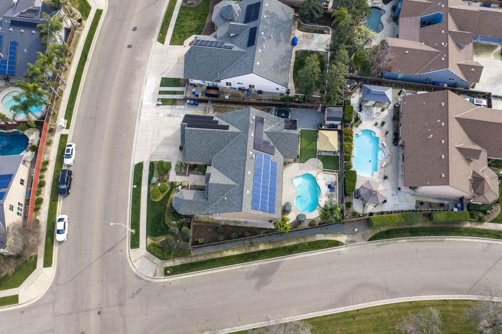 Image 56 of property listing at 321 N Preston Street, Visalia, CA 93291