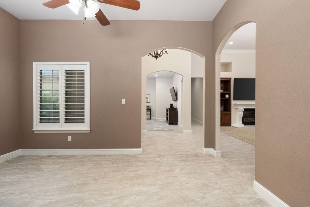 Image 7 of property listing at 321 N Preston Street, Visalia, CA 93291