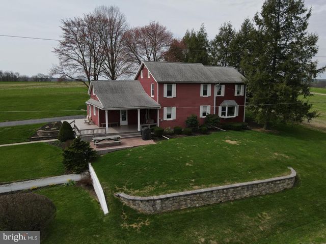 2575 VALLEY RD, Manheim, PA 17545