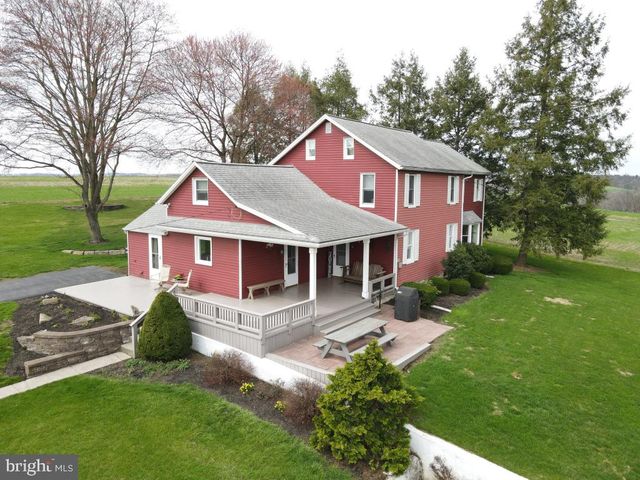 2575 VALLEY RD, Manheim, PA 17545