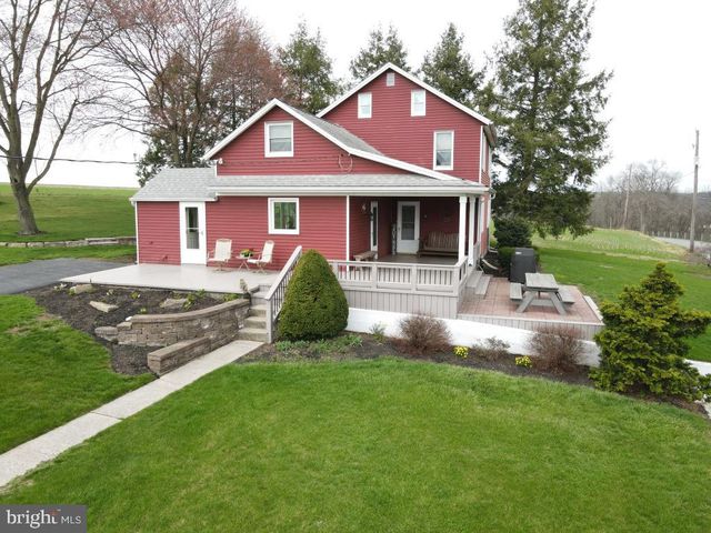 2575 VALLEY RD, Manheim, PA 17545