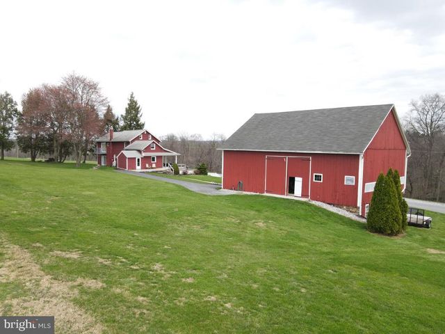 2575 VALLEY RD, Manheim, PA 17545