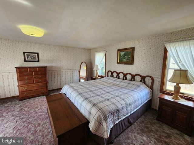 2575 VALLEY RD, Manheim, PA 17545