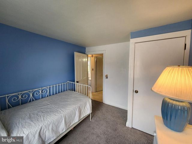 2575 VALLEY RD, Manheim, PA 17545