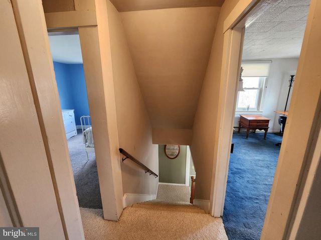 2575 VALLEY RD, Manheim, PA 17545