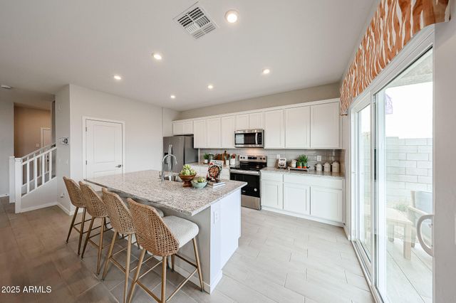 17320 W VILLA CHULA Lane, Surprise, AZ 85387