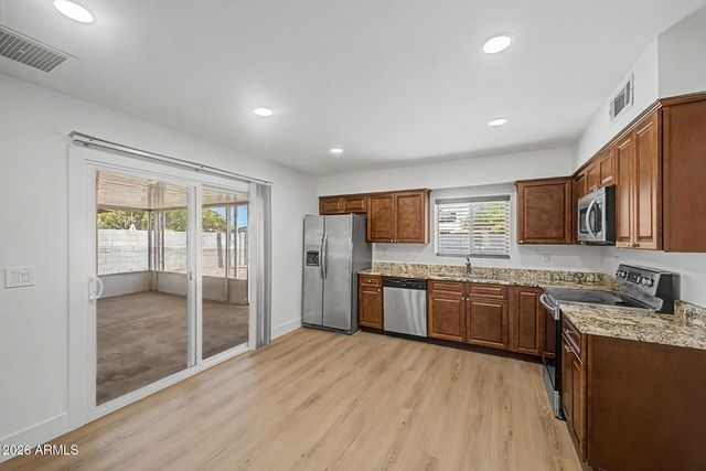 6907 W Palo Verde Drive, Glendale, AZ 85303