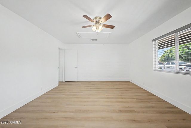 6907 W Palo Verde Drive, Glendale, AZ 85303